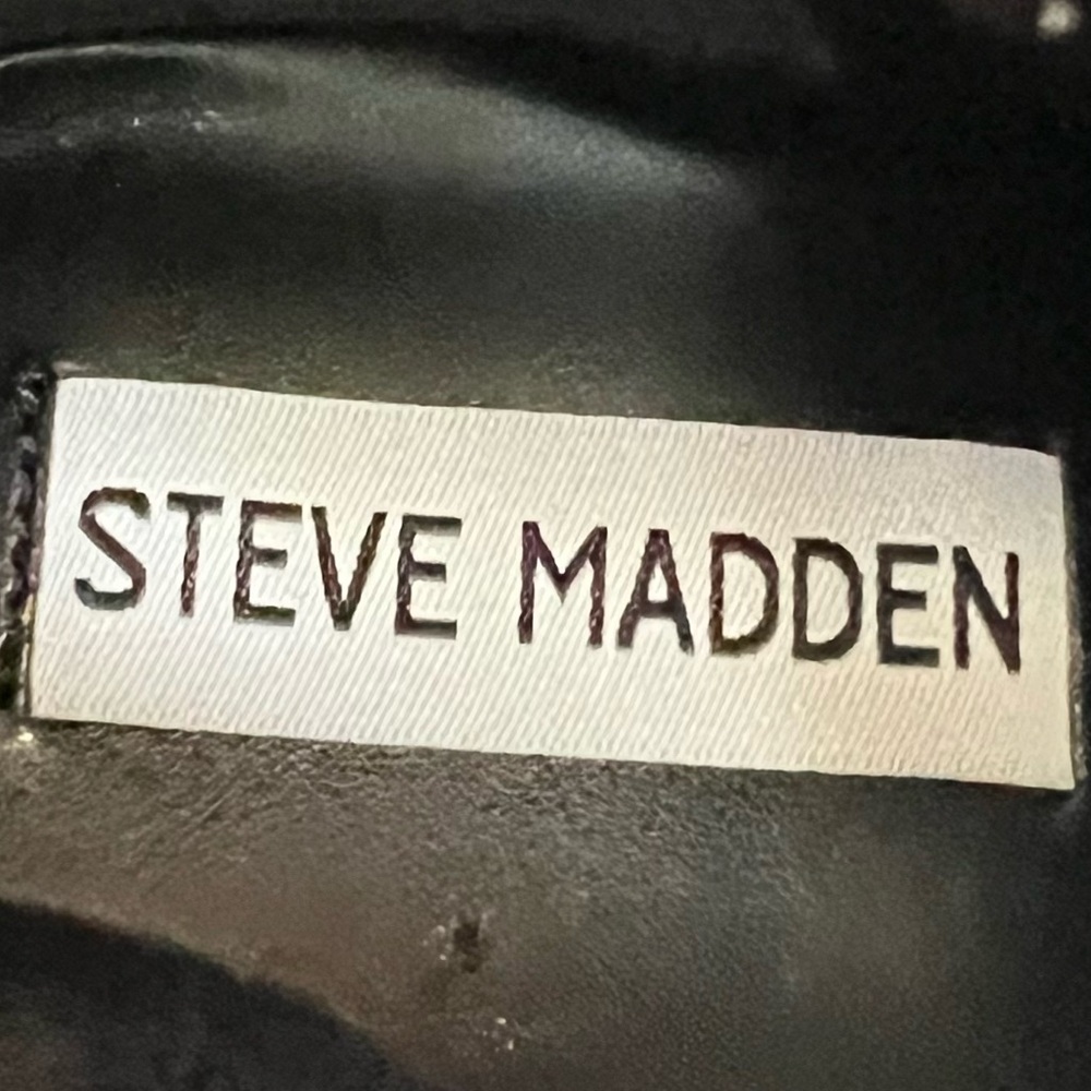 NEW Steve Madden Leena Pointed Toe Ankle Bootie Black 8.5 - Picture 8 of 9